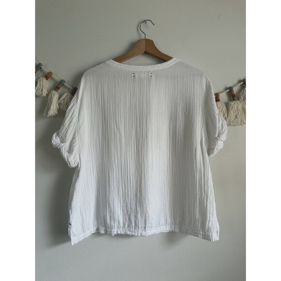Xierna Avery Gauze White Cotton Short Sleeve Top Coastal Lightweight Basics S - Picture 2 of 9
